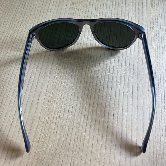 Oliver peoples resin sunglasses - Picture 2 of 8